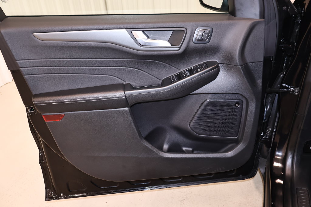 Certified 2023 Ford Escape Active w/ Tech Pack #2 FWD image 11