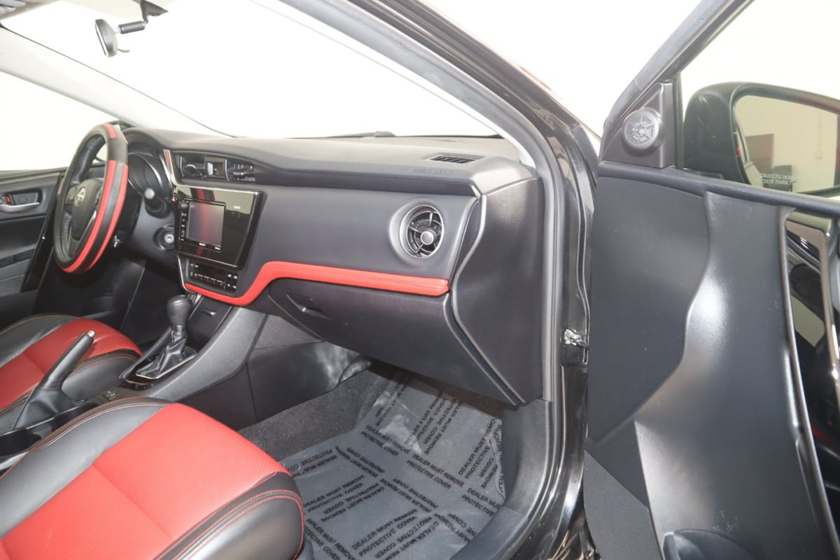 Used 2016 Scion iM FWD image 31