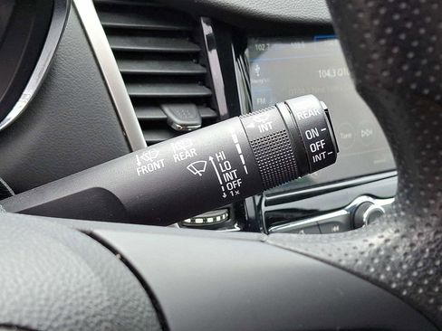 Used 2018 Chevrolet Trax LS image 23