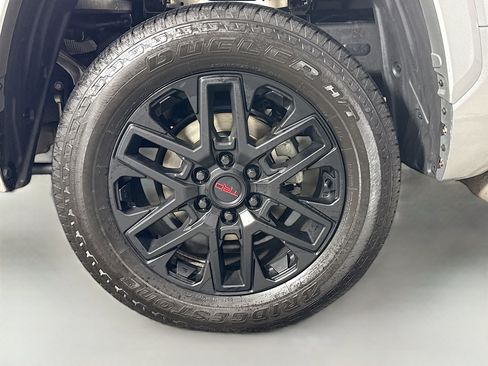 Used 2022 Toyota Tundra SR5 image 28