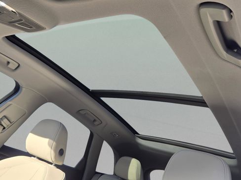 New 2025 Audi Q5 Premium image 35