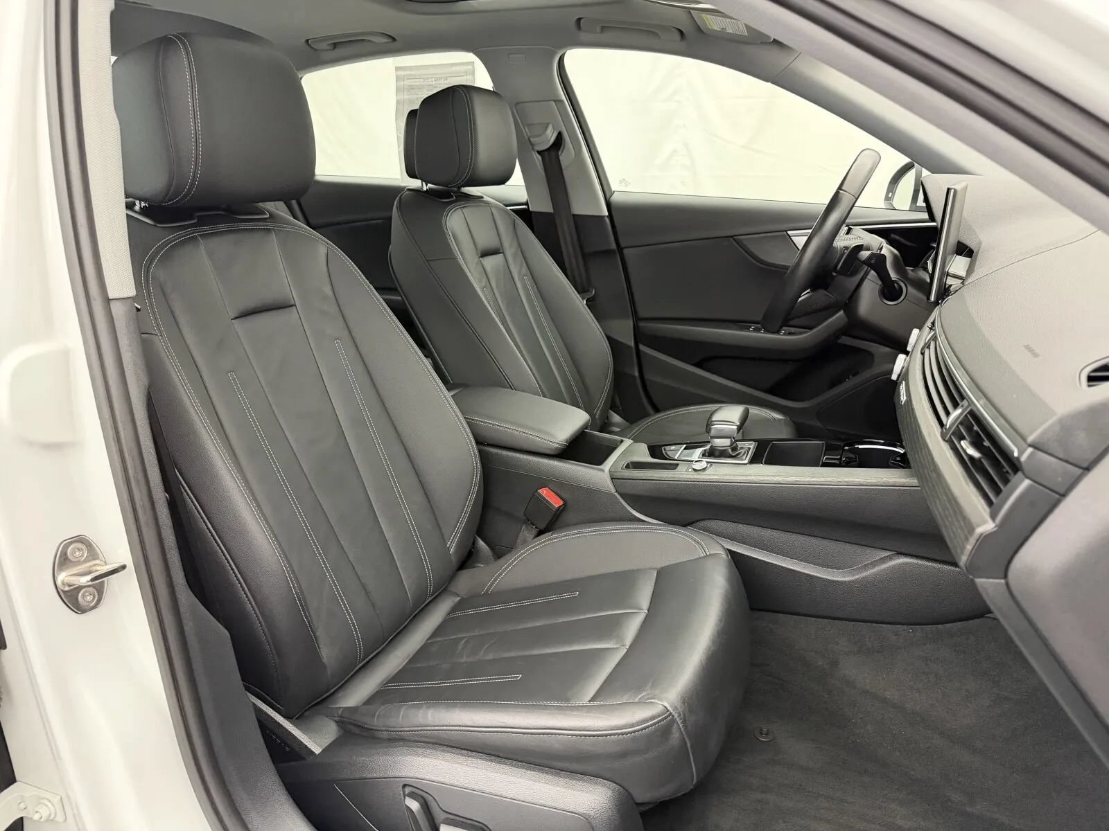 Used 2021 Audi A4 2.0T Premium w/ Convenience Package AWD/4WD image 33