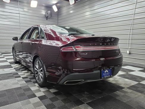 Used 2018 Lincoln MKZ Premiere FWD image 8