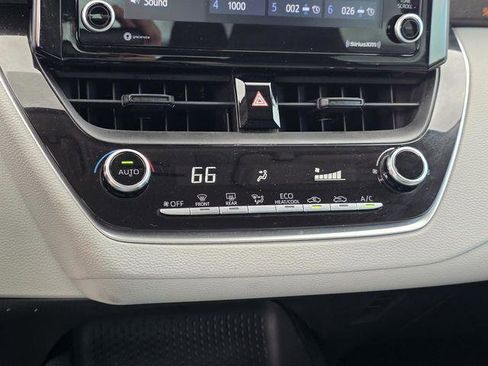 Certified 2022 Toyota Corolla LE FWD image 16