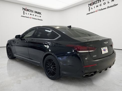 Used 2018 Genesis G80 3.3T Sport RWD image 4