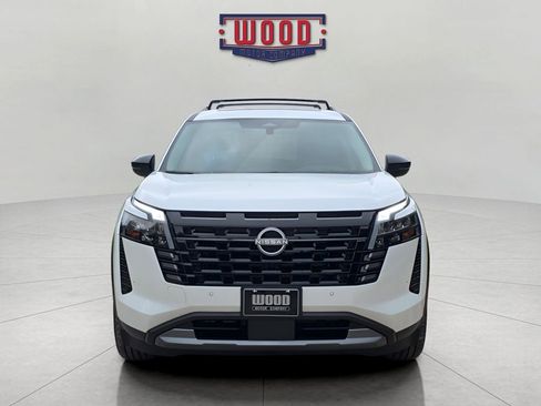 New 2026 Nissan Pathfinder Platinum AWD/4WD image 5