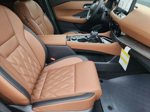 New 2026 Nissan Rogue Platinum w/ Platinum Premium Package image 10