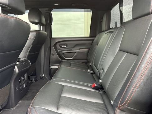 Used 2021 Nissan Titan PRO-4X w/ Pro-4x Convenience Package image 9