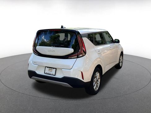 Used 2025 Kia Soul LX w/ LX Technology Package image 7