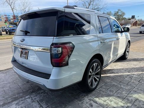 Used 2021 Ford Expedition Limited AWD/4WD image 3