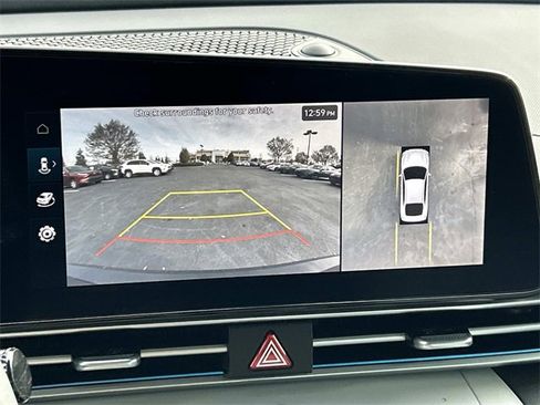 Used 2024 Hyundai Elantra Limited image 24