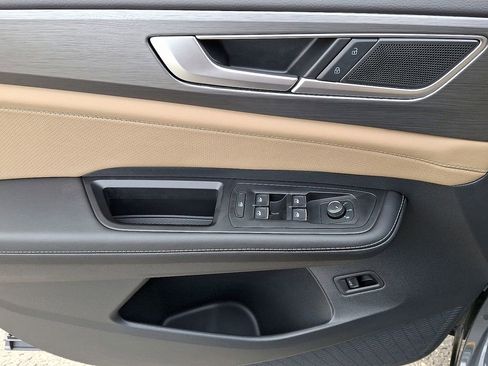 New 2026 Volkswagen Atlas Cross Sport SE image 8