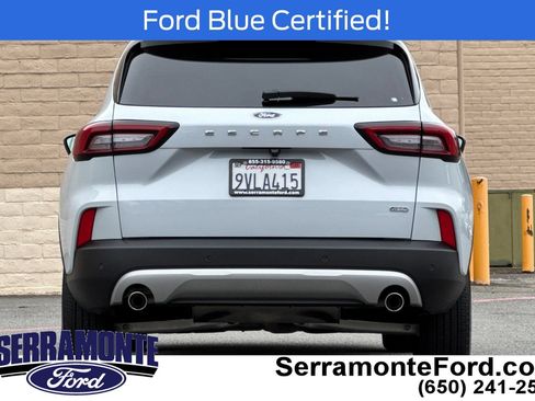 Certified 2025 Ford Escape SE w/ PHEV Premium Package FWD image 6