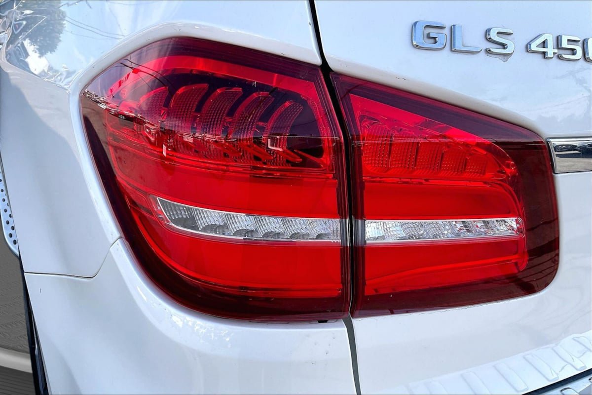 Used 2017 Mercedes-Benz GLS 450 4MATIC w/ Premium Package image 31