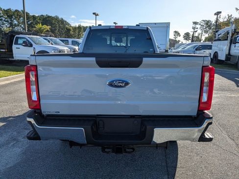 New 2026 Ford F250 XLT w/ FX4 Off-Road Package image 6