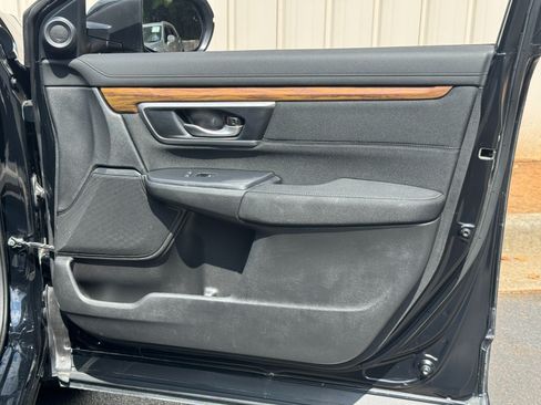 Used 2018 Honda CR-V EX image 41