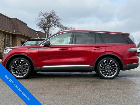 Used 2020 Lincoln Aviator Reserve w/ Equipment Group 202A image 2