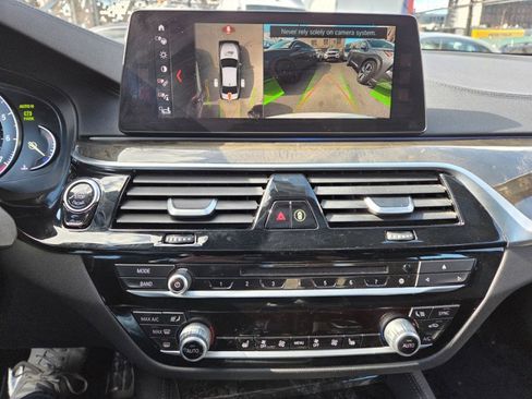 Used 2017 BMW 540i xDrive image 12