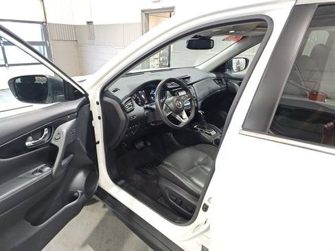Certified 2020 Nissan Rogue SL w/ Premium Package image 9