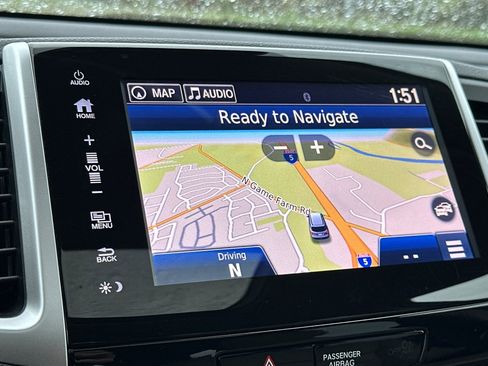 Used 2017 Honda Pilot Touring image 22