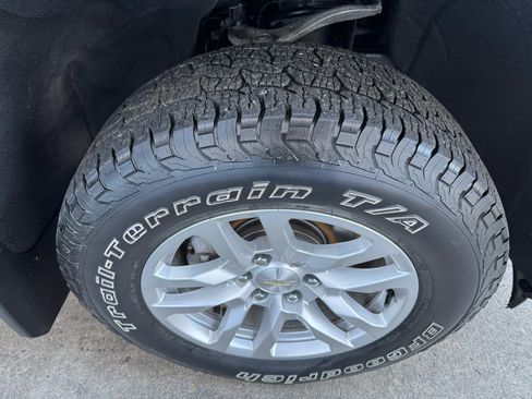 Used 2019 Chevrolet Silverado 1500 LT w/ All-Star Edition image 19