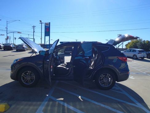 Used 2017 Hyundai Santa Fe Sport image 25