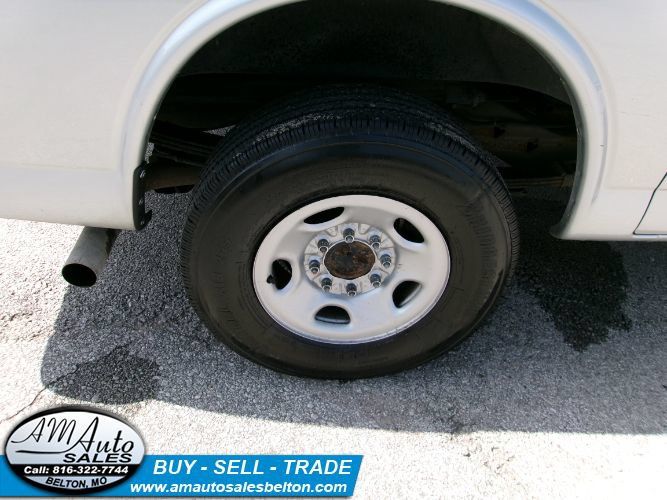 Used 2022 GMC Savana 2500 w/ Driver Convenience Package RWD image 21