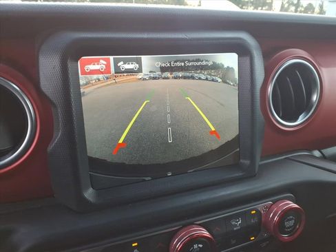 Used 2022 Jeep Wrangler Unlimited Rubicon w/ LED Lighting Group image 22