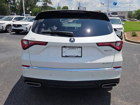 Used 2024 Acura MDX SH-AWD w/ Technology Package image 12