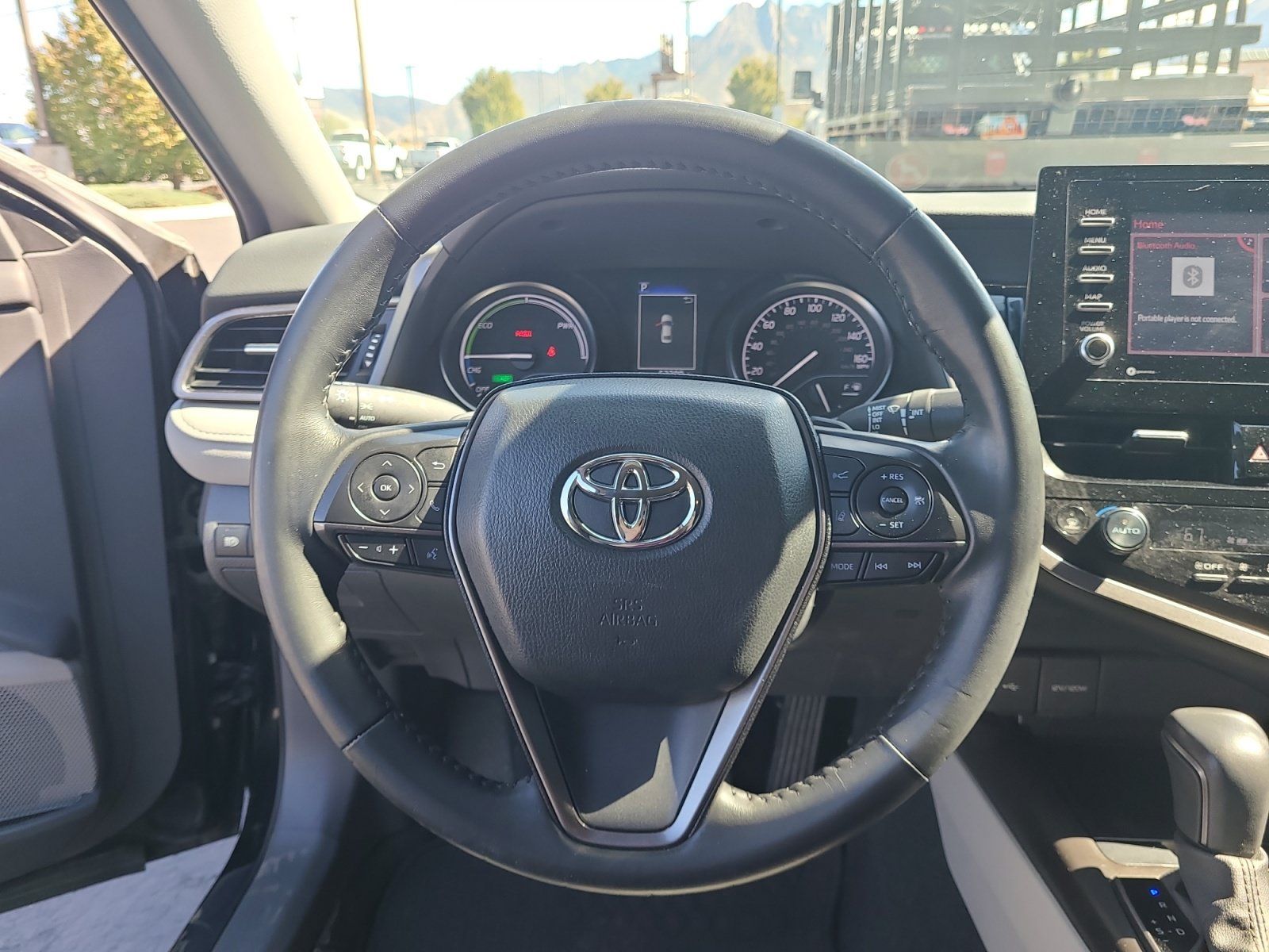 Used 2024 Toyota Camry SE FWD image 9