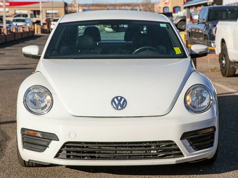 Used 2018 Volkswagen Beetle 2.0T S image 3
