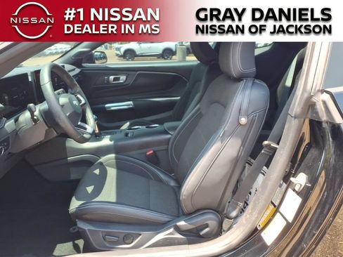 Used 2024 Ford Mustang Coupe RWD image 25