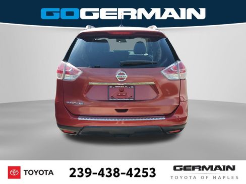 Used 2016 Nissan Rogue S w/ Appearance Package FWD image 12