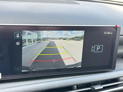 New 2026 Hyundai Tucson SE image 17