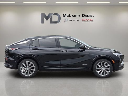 New 2026 Buick Envista Avenir FWD image 6
