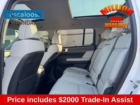 Used 2024 Hyundai Santa Fe Limited image 11