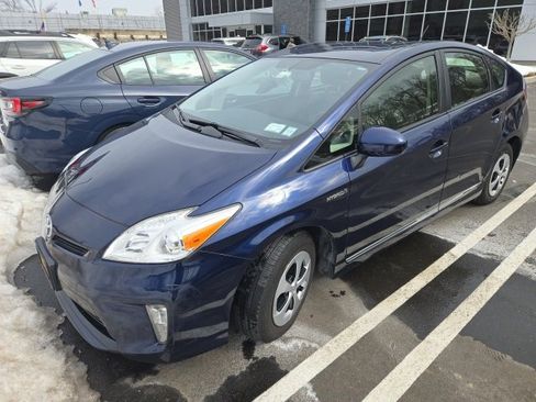 Used 2012 Toyota Prius Four image 13