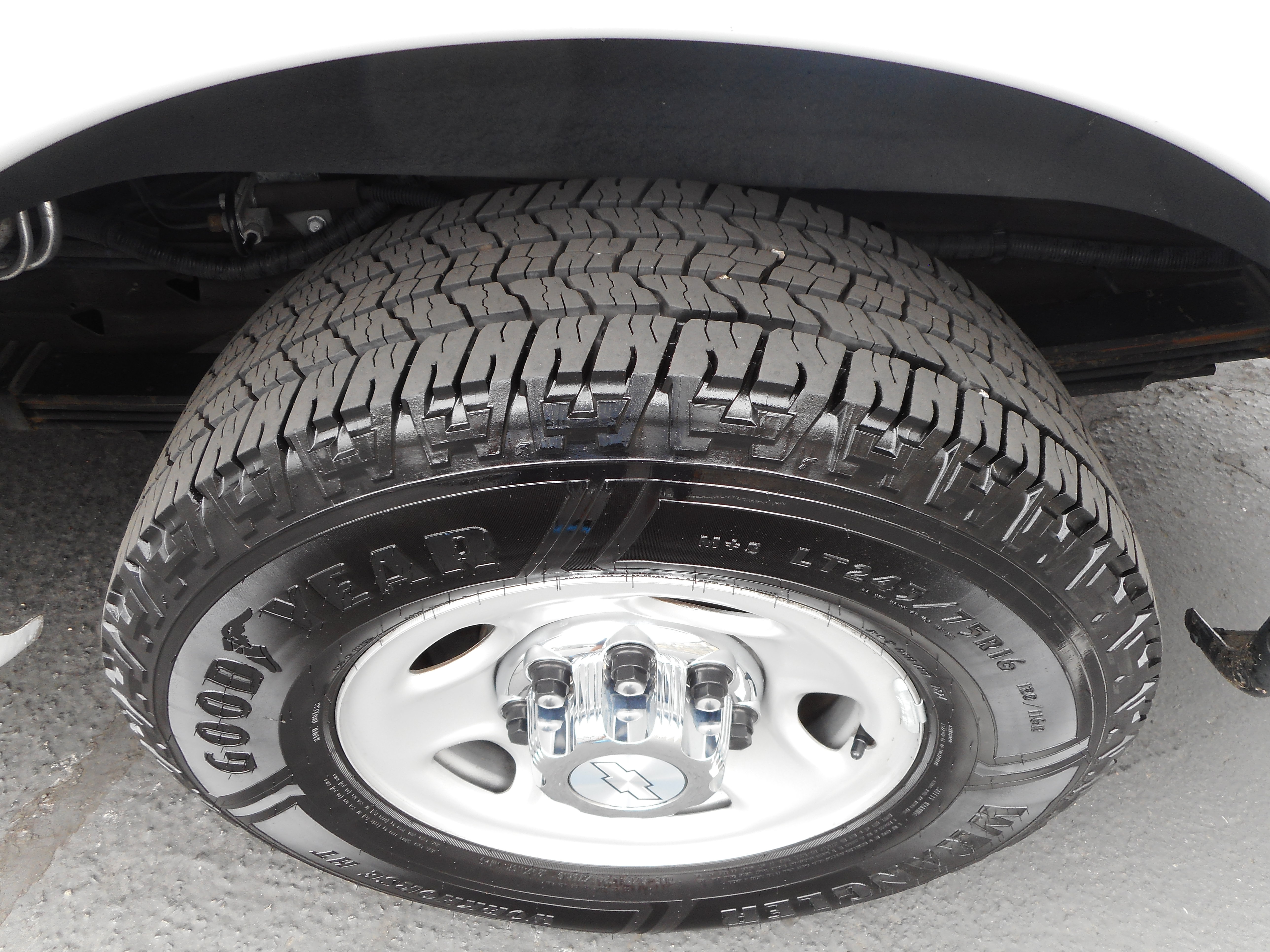Used 2017 Chevrolet Express 3500 LT w/ LT Preferred Equipment Group RWD image 12