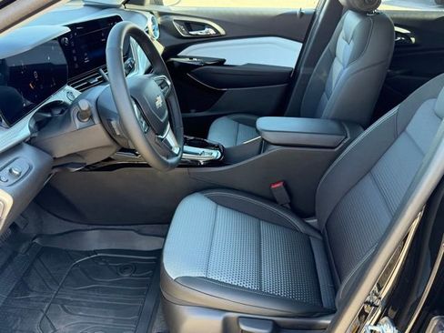 New 2026 Chevrolet Trax LT w/ LT Convenience Package image 11