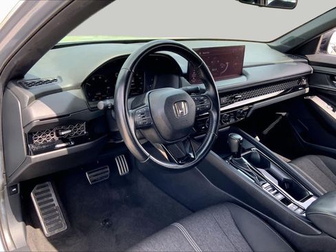 Used 2024 Honda Accord Sport image 17