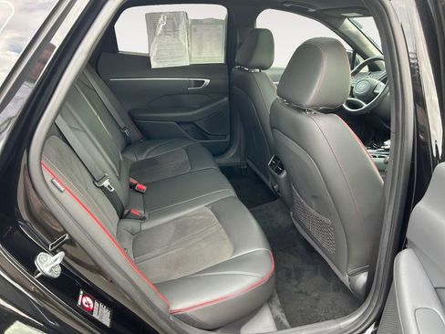 Used 2022 Hyundai Sonata SEL Plus image 11