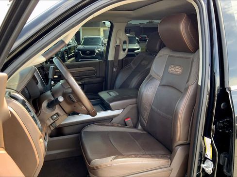 Used 2025 RAM 2500 Limited image 8