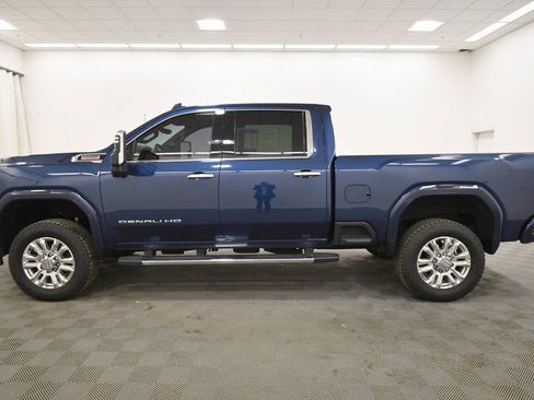 Used 2021 GMC Sierra 2500 Denali w/ Denali Ultimate Package image 4