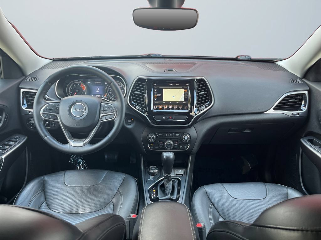 Used 2019 Jeep Cherokee Limited AWD/4WD image 10