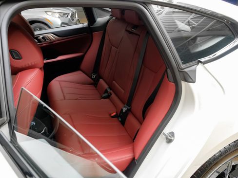Used 2023 BMW i4 eDrive35 w/ Premium Package RWD image 43