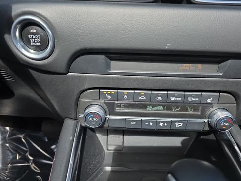 Used 2025 MAZDA CX-5 Carbon Edition image 18