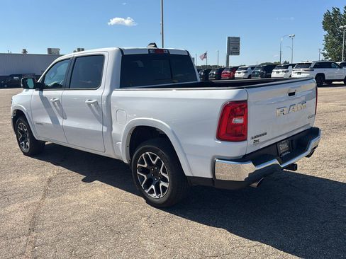 Used 2026 RAM 1500 Laramie AWD/4WD image 6