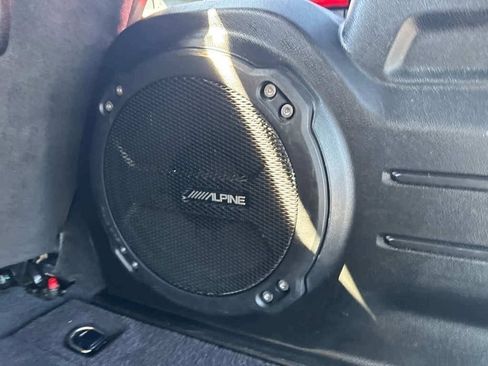 Used 2023 Jeep Wrangler Sahara w/ Cold Weather Group image 9