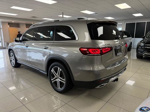 Used 2020 Mercedes-Benz GLS 450 4MATIC image 2