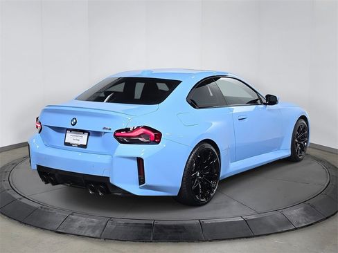 Used 2023 BMW M2 w/ Lighting Package image 7